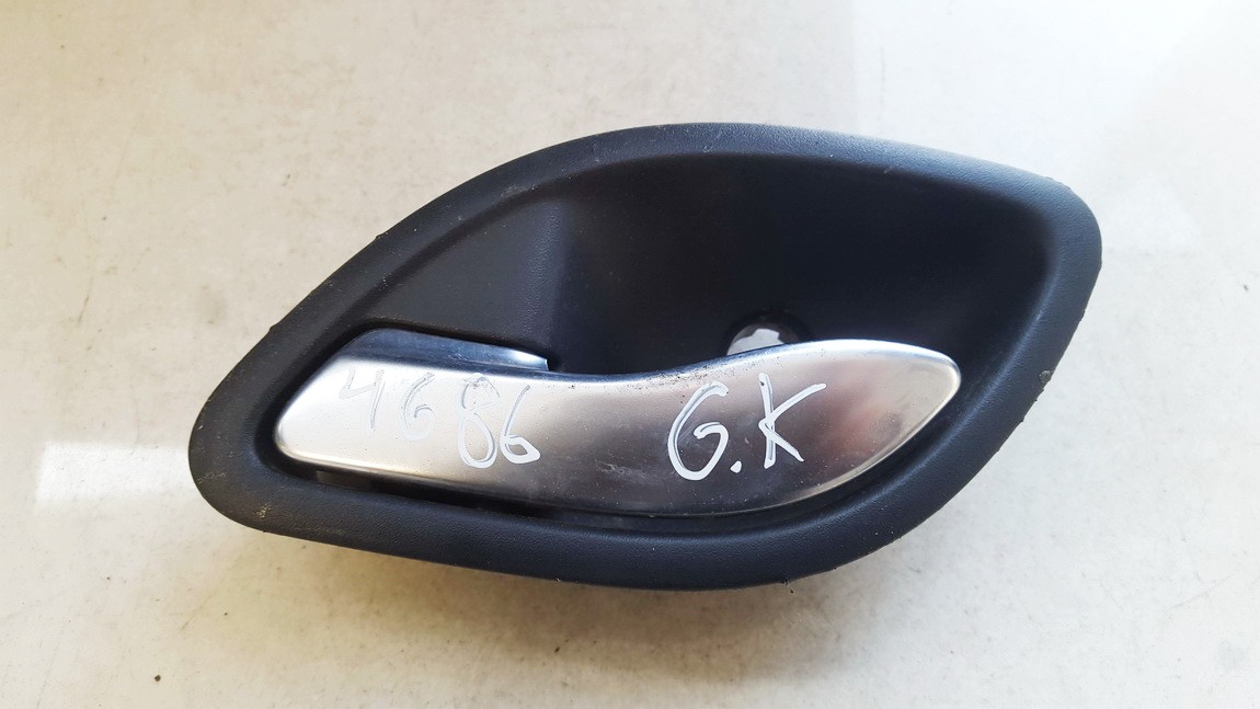 8200000723 Renault Laguna 2001 Wewnętrzna klamka drzwi - TYLNE LEWE