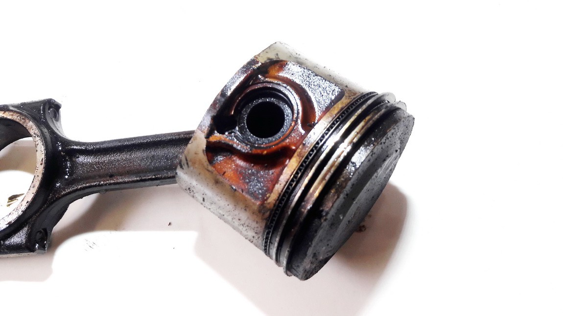 Volvo V70 2002 Stumoklis su svaistikliu - Thumbnail 2