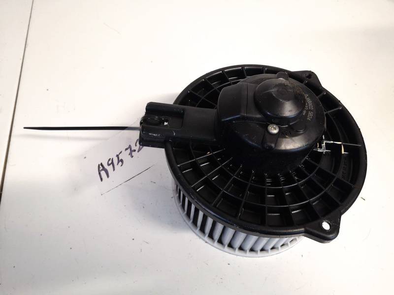 8940000232 Mazda 6 2002 Salona ventilators