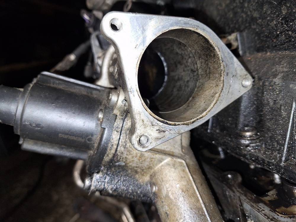 03G129637A Volkswagen Passat 2007 EGR Valve Exhaust Gas - Thumbnail 3