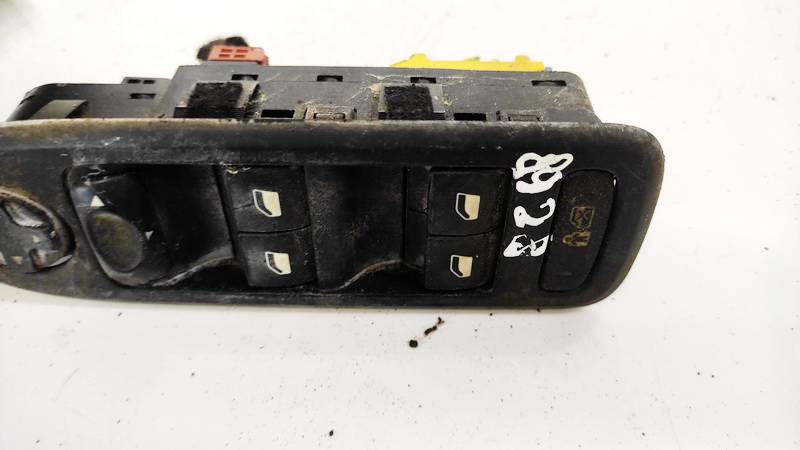 96644917XT Citroen C5 2009 Power window control (Window Regulator-Window Switch) - Thumbnail 2