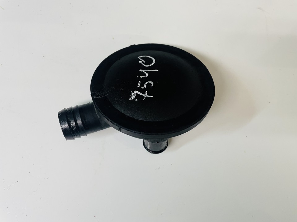 074129101b 3911170883 Vacuum pump Breather (PCV Engine Breather Valve) Volvo S80 2000 2.5L