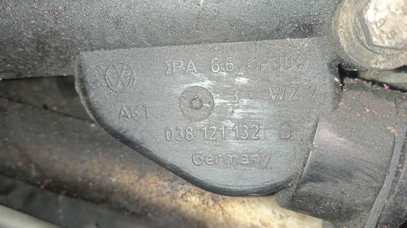 038121132G Volkswagen Passat 2006 Coolant Flange (Engine Coolant Thermostat Housing Cover) - Thumbnail 3