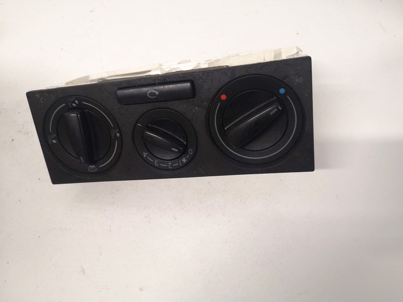 1J0819045F Volkswagen Golf 1999 Climate Control Panel (heater control switches)