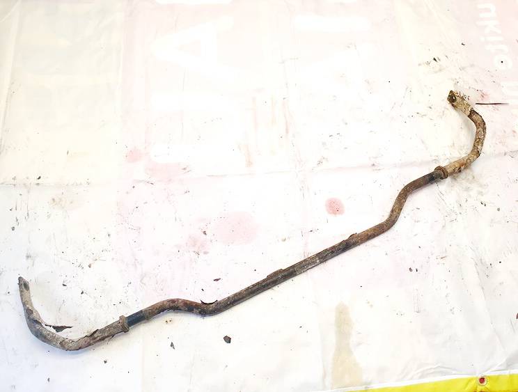 Audi A4 2001 Vakaaja - EDESSÄ