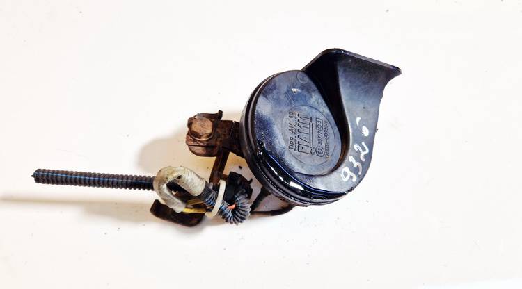 E335717 Opel Tigra 2005 Horn Siren