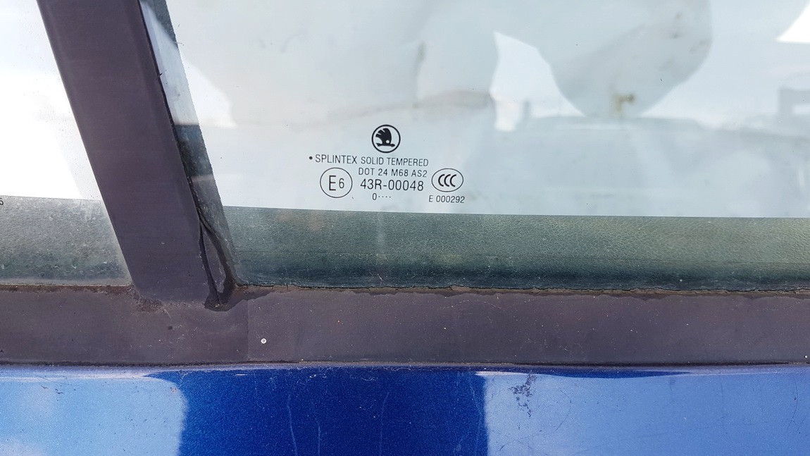 Skoda Octavia 2010 Szyba drzwi - TYLNE PRAWE - Thumbnail 2