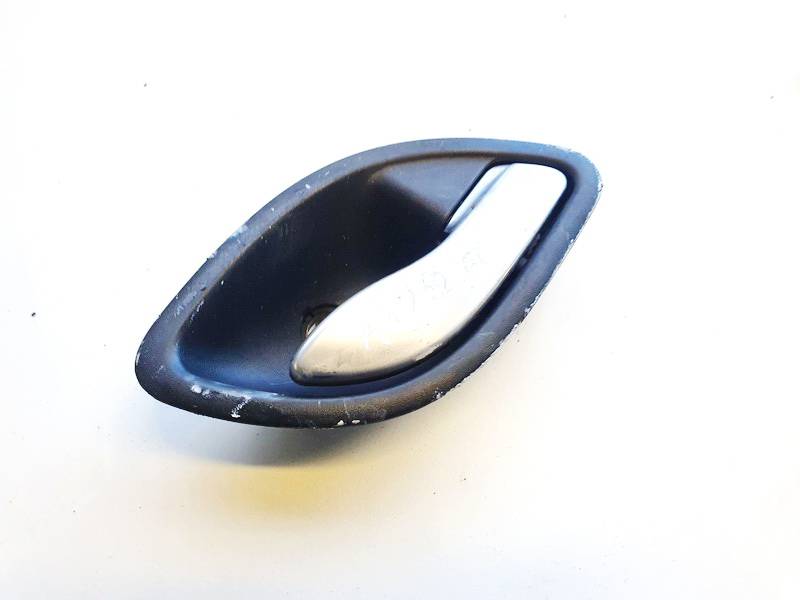 8200000724B Renault Laguna 2001 Iekšējais atvēršanas rokturītis - AIZMUGURE PA LABI - Thumbnail 2