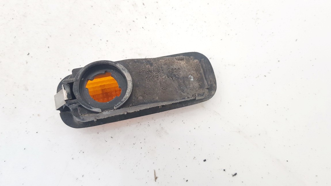 3890 Honda CR-V 2000 Clear Side Repeaters - FRONT RIGHT - Thumbnail 3