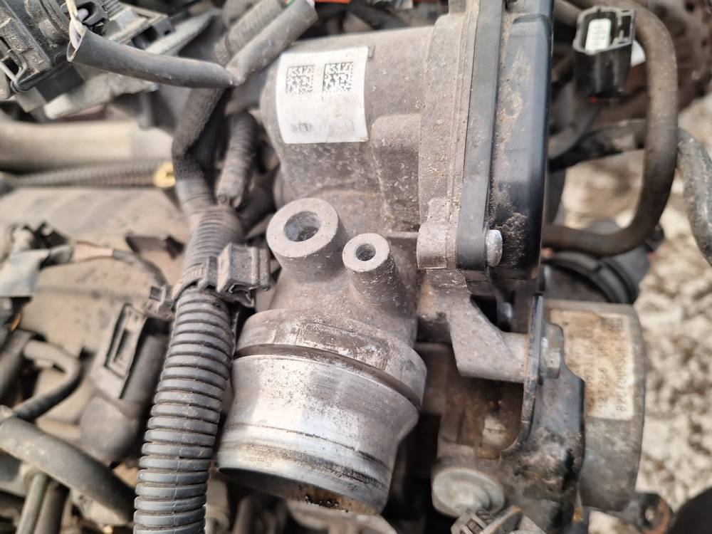 282214013 Renault Megane 2012 Droseles vārsts