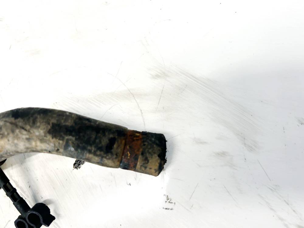 Volkswagen Passat 1998 Manguera-Tubo del líquido refrigerante - Thumbnail 2