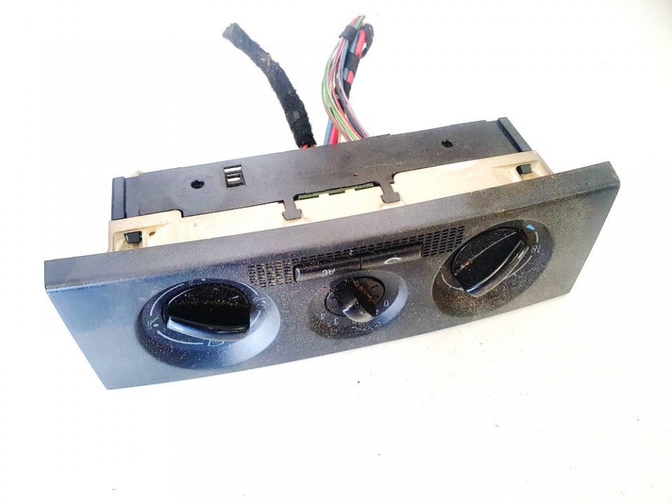 6Y0820045B Skoda Fabia 2002 Heater Vent Flap Control Actuator Motor