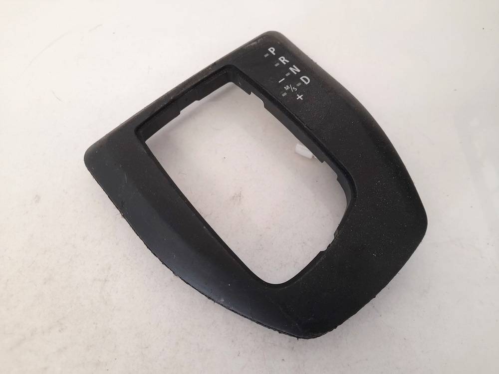 51167059896 BMW 5-Series 2006 Salona apdare (plastmasas)