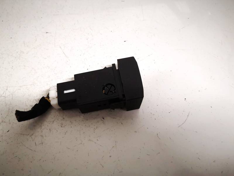 937503E000 Kia Sorento 2004 Heated Seat Switch - Thumbnail 3