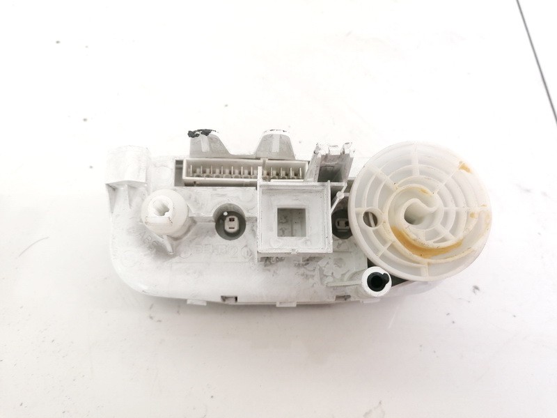 13191583 Toyota Yaris Verso 2001 Climate Control Panel (heater control switches) - Thumbnail 2