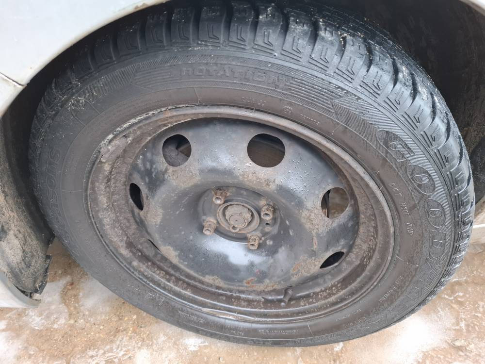 205/55R16 Peugeot 207 2007 Tin ring set R16 - Thumbnail 2