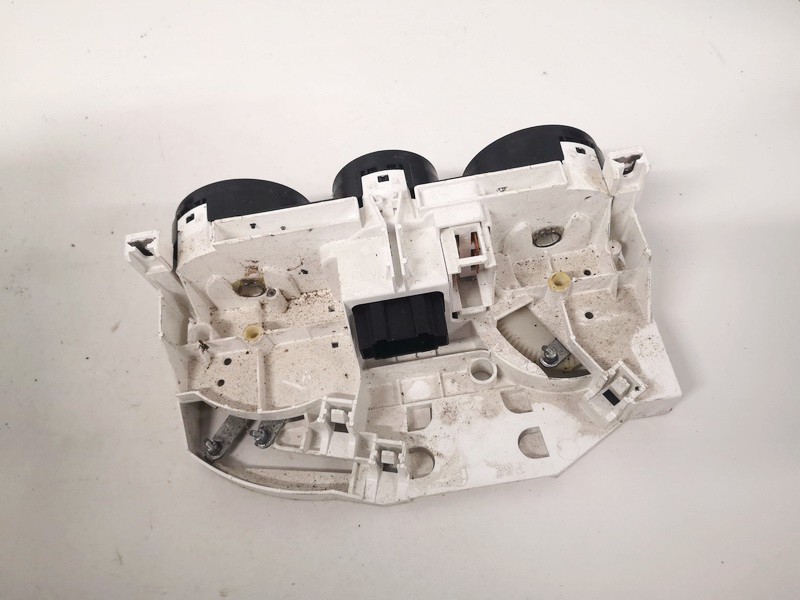 1J0819045F Volkswagen Golf 1999 Climate Control Panel (heater control switches) - Thumbnail 2