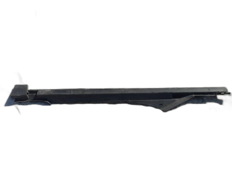 3B0853855D Volkswagen Passat 2004 Plastmasinis slenkstis kairys