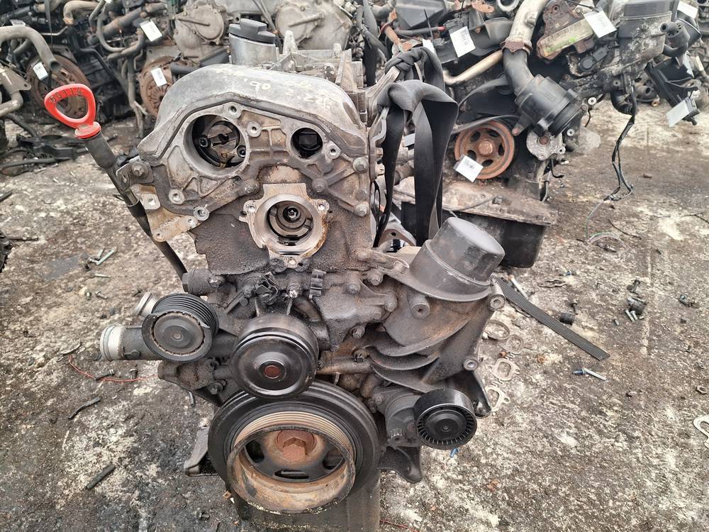 611960 30 192321 Mercedes-Benz C-CLASS 2000 Engine