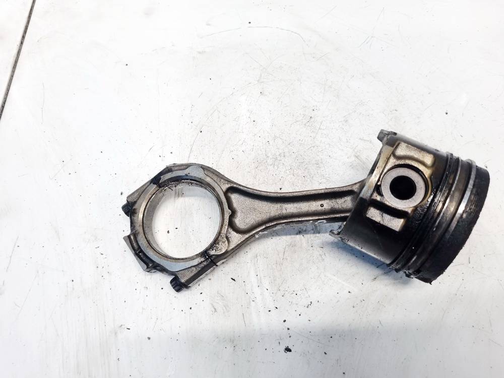 SAAB 9-5 2001 PISTON and arnaque-Bielle