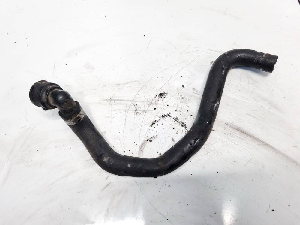 Volkswagen Passat 2001 Wąż wodny