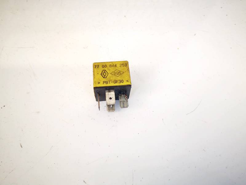 7700844253 Renault Espace 1997 Relay module