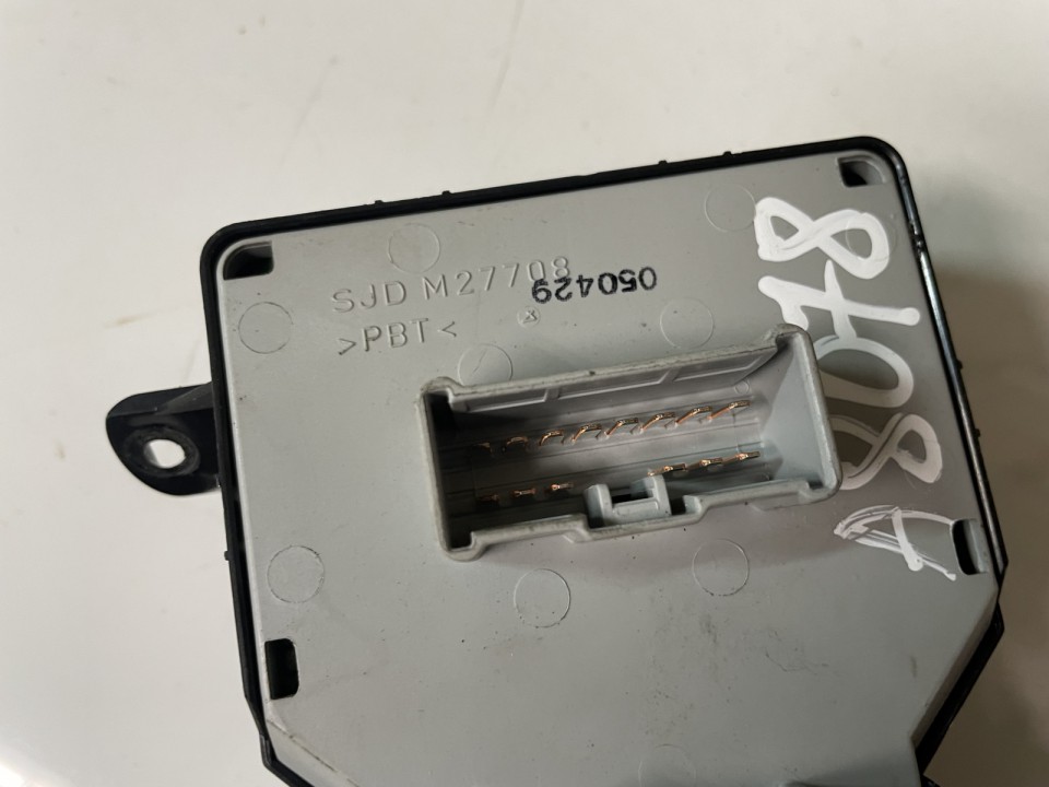 SJDM27708 Honda FR-V 2005 Power window control (Window Regulator-Window Switch) - Thumbnail 4