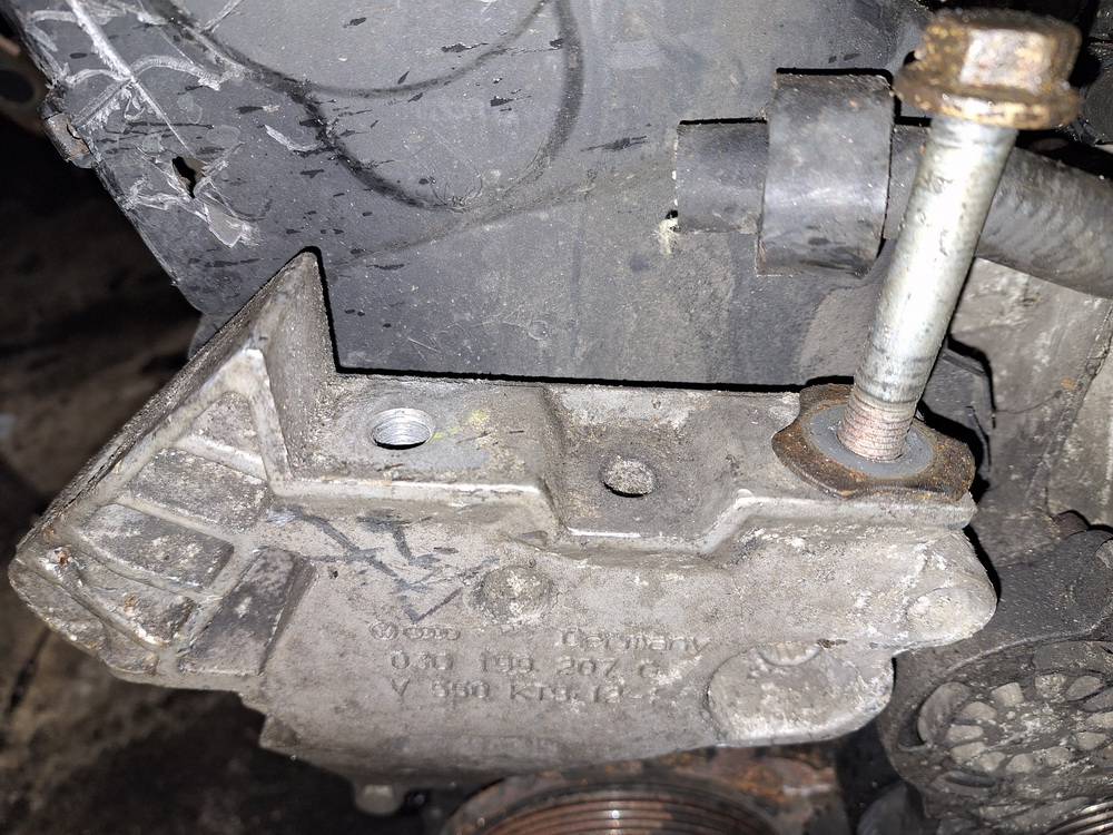 03G199207G Skoda Octavia 2008 Wspornik silnika