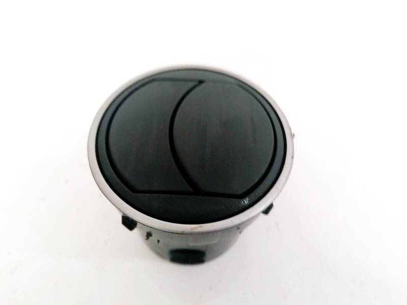 BBM464730 Mazda 3 2009 Dash Vent (Air Vent Grille) - Thumbnail 2
