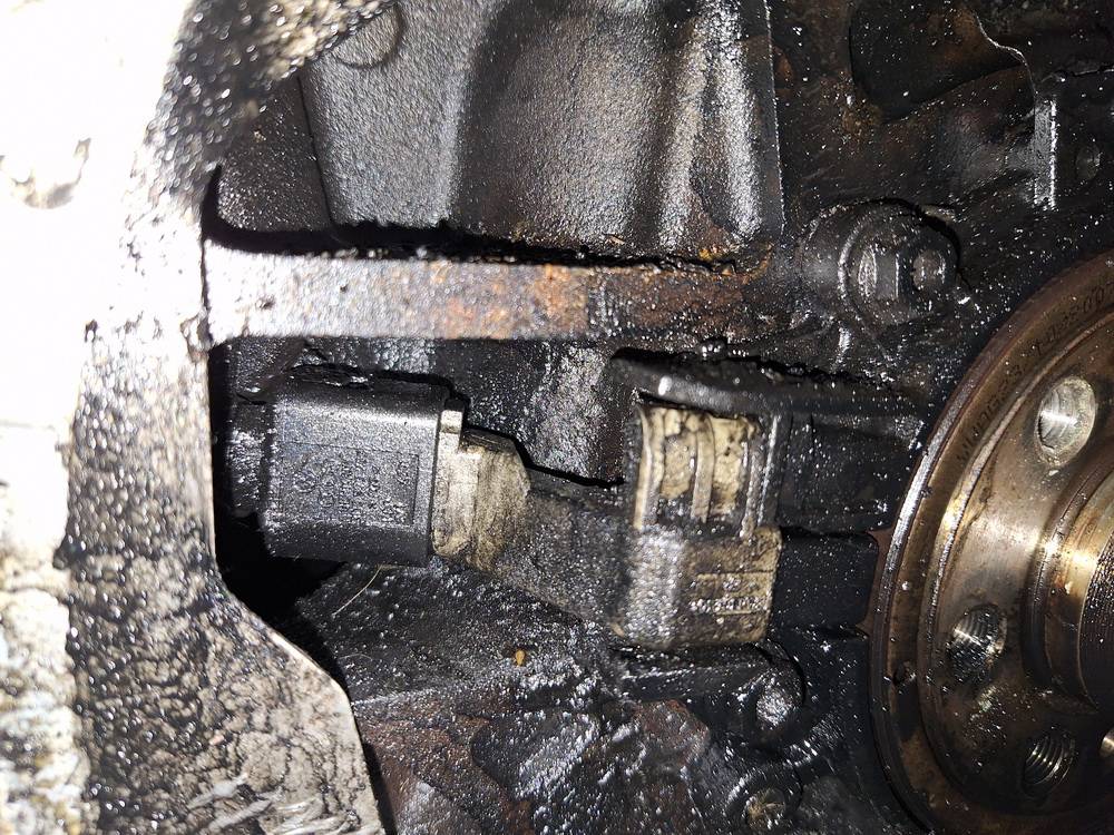 Skoda Octavia 2008 Dolny czujnik Halla - Thumbnail 3