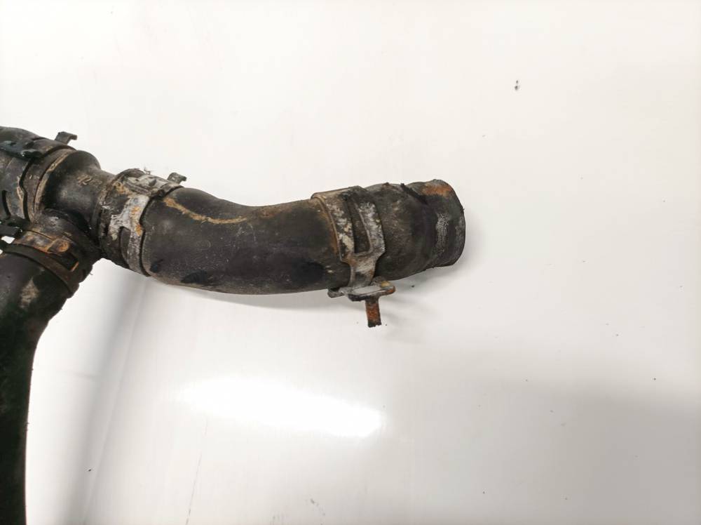 Audi A4 1997 Шланг радиатора - Thumbnail 2