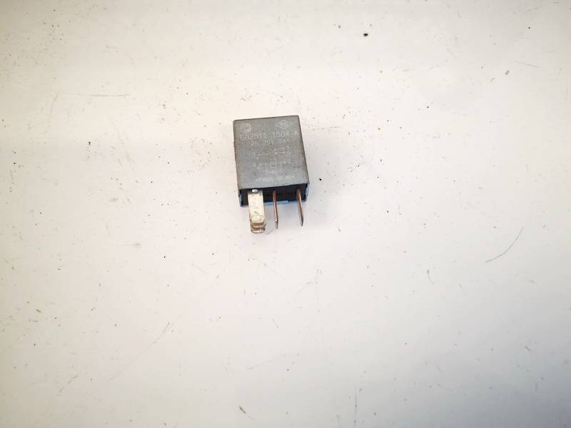 6025111584A Renault Espace 1997 Relay module