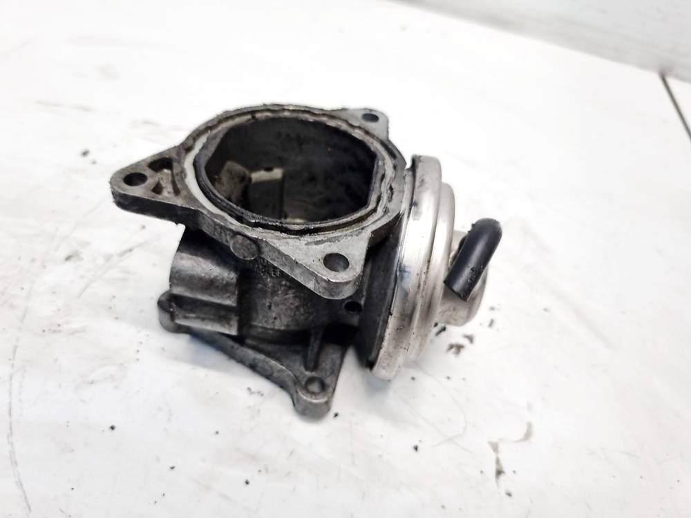 038131501AN Volkswagen Jetta 2007 EGR voztuvas - Thumbnail 2
