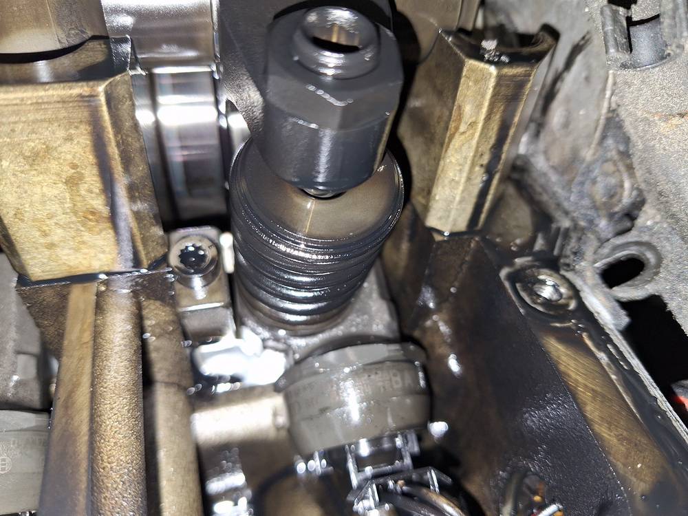 Skoda Octavia 2008 Wtryskiwacz Paliwa