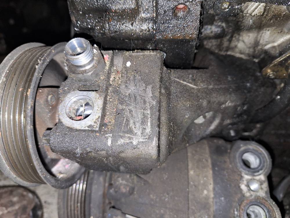 90528668 SAAB 9-3 1998 Vairo stiprintuvo siurblys - Thumbnail 4