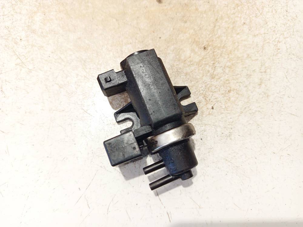 2247906 Volkswagen Passat 1998 Umschaltventil Ventil (Druckwandler, Abgassteuerung)