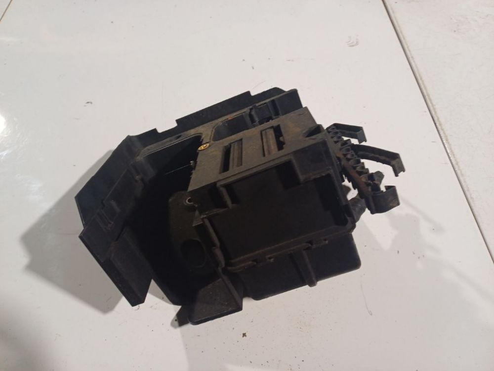 1K0907361B Volkswagen Golf 2005 Fuse box - Thumbnail 2