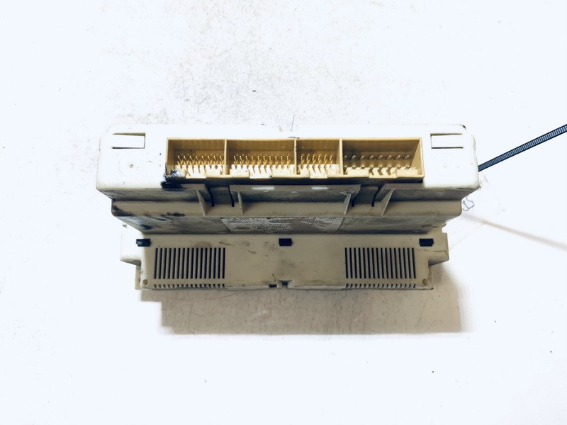 5HB007617 Volkswagen Passat 1998 Climate Control Panel (heater control switches) - Thumbnail 2