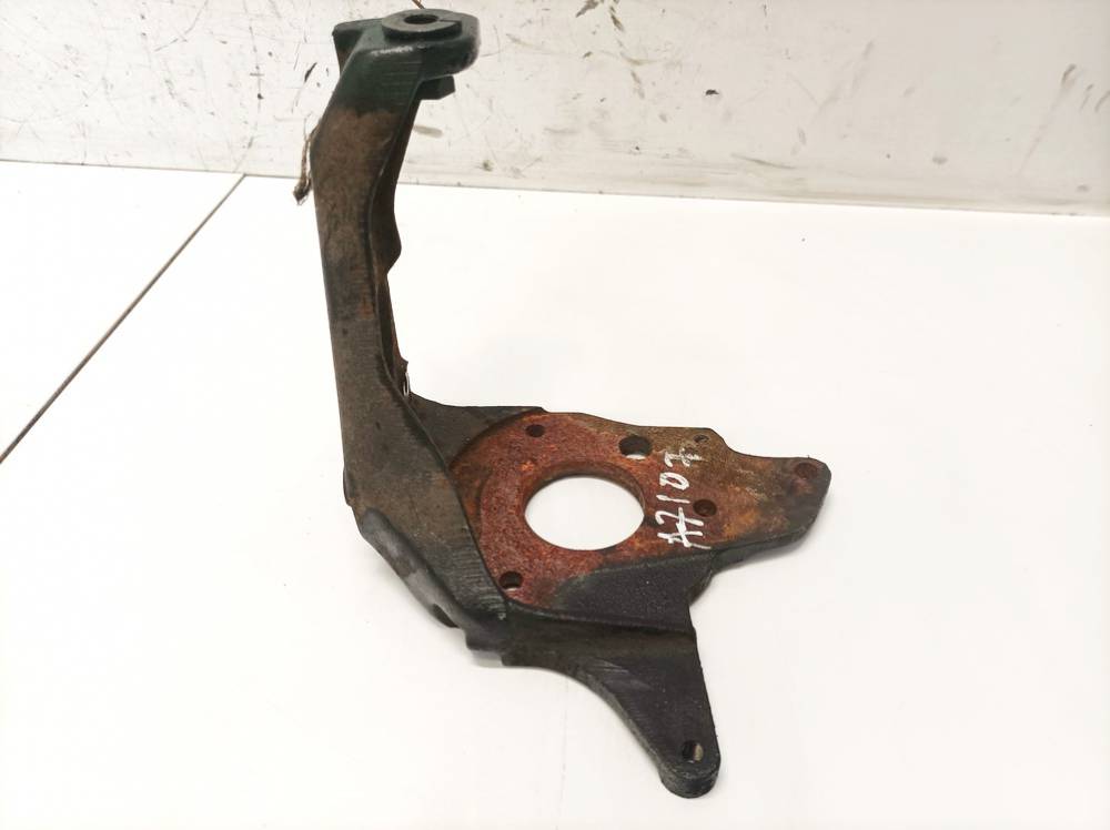 028130147B Audi A4 1997 Moottorin kiinnike - Thumbnail 2