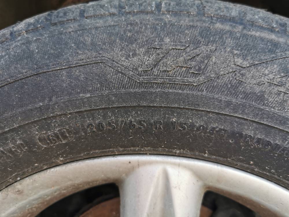 5X98 Fiat Ulysse 1997 Liettuan renkaiden komplekti R15 - Thumbnail 6