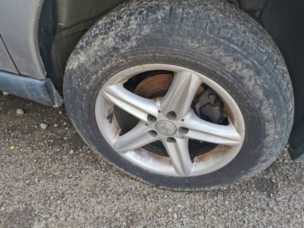 5X98 Fiat Ulysse 1997 Liettuan renkaiden komplekti R15 - Thumbnail 2