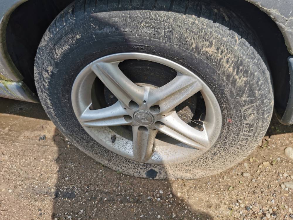 5X98 Fiat Ulysse 1997 Liettuan renkaiden komplekti R15 - Thumbnail 3