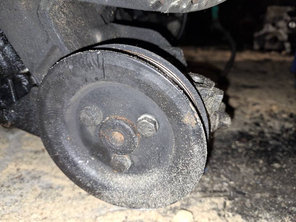 BMW 5-Series 1999 Pump assembly - Power steering pump - Thumbnail 2