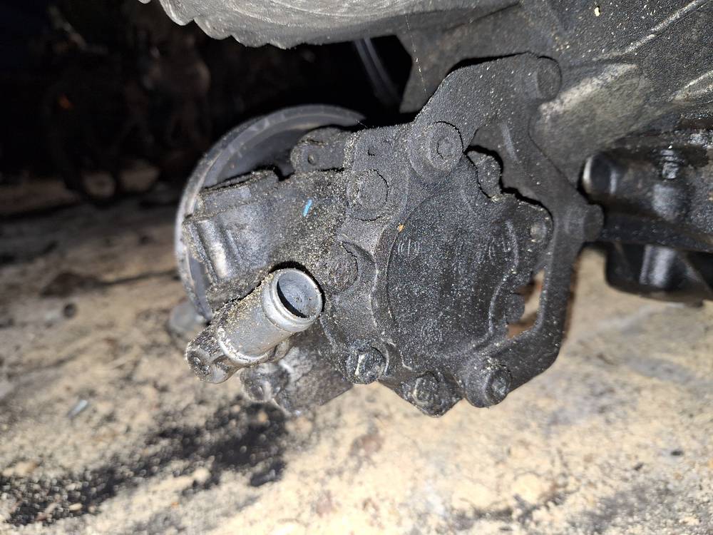 BMW 5-Series 1999 Pump assembly - Power steering pump - Thumbnail 3