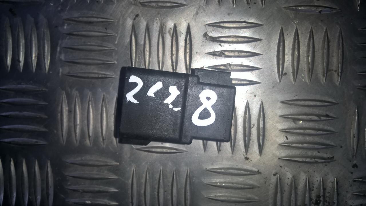 LNA6706AA Jaguar XJ 1997 Relay module