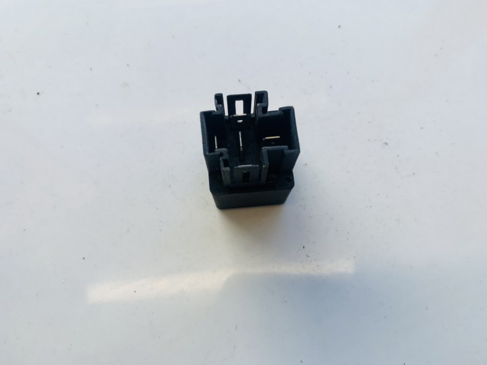 MR301971 Mitsubishi Galant 1998 RELÉ PARA AUTOMÓVIL - Thumbnail 2