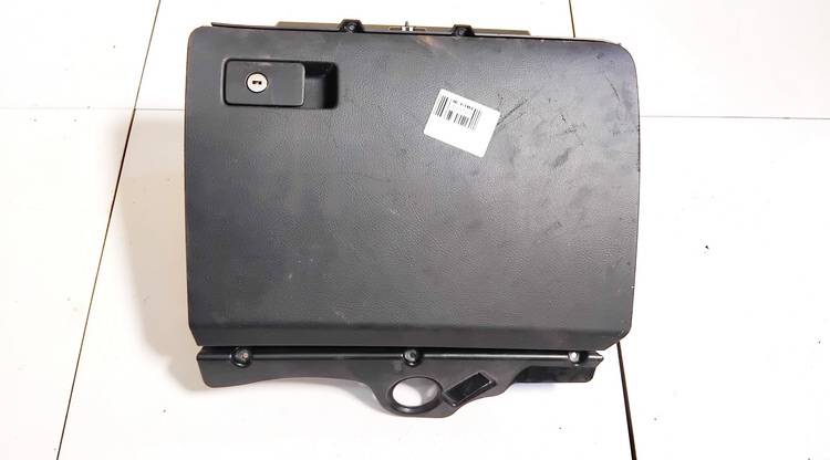 3C1857101 Volkswagen Passat 2006 Glove Box Assembly