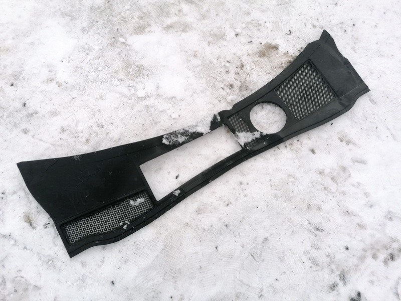 4B1819417B Audi A6 1999 Wiper Muolding - FRONT