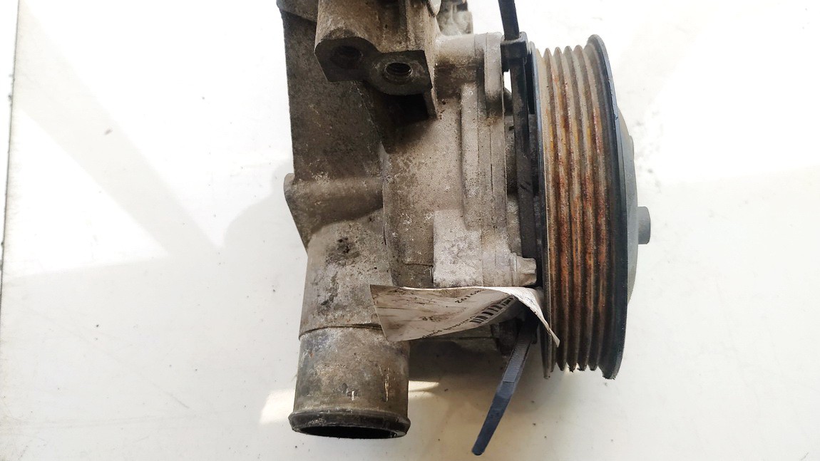 Opel Astra 2006 Vandens pompa (siurblys) - Thumbnail 2