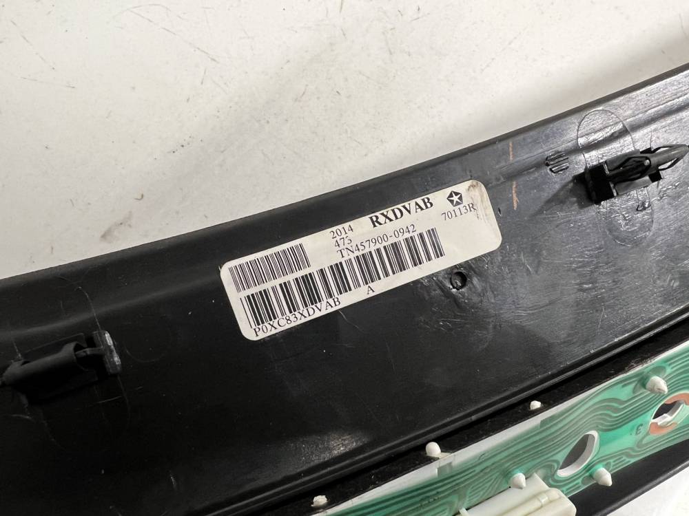 TN4579000942 Chrysler Voyager 2004 Dashboard Radio Display (Clock,Info Monitor,BORD COMPUTER) - Thumbnail 6